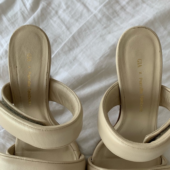 Gia Couture x Pernille Teisbaek Heels - Picture 6 of 10